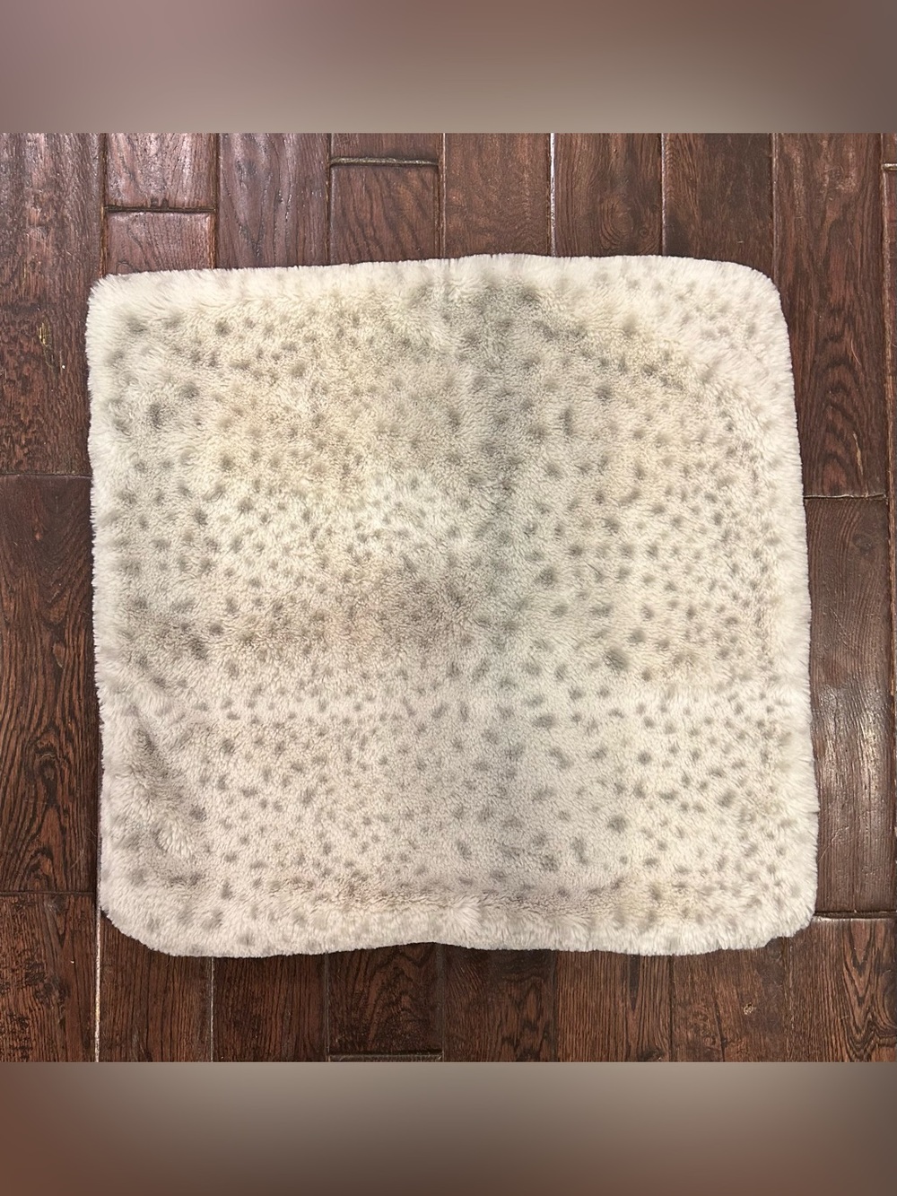 Plush Faux Fur pillow cover 20 x 20